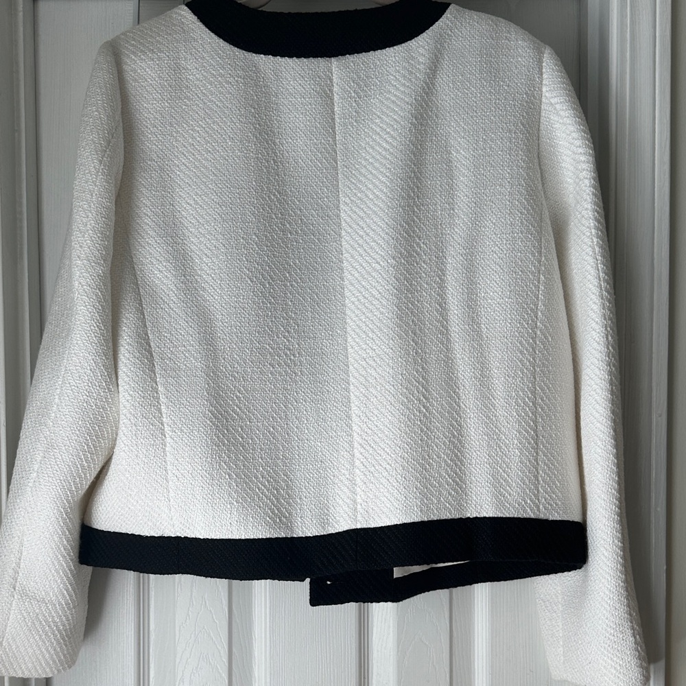 NWT, J. Crew White and Black Blazer with Gold Buttons, plus size, size 16 office - Picture 8 of 12
